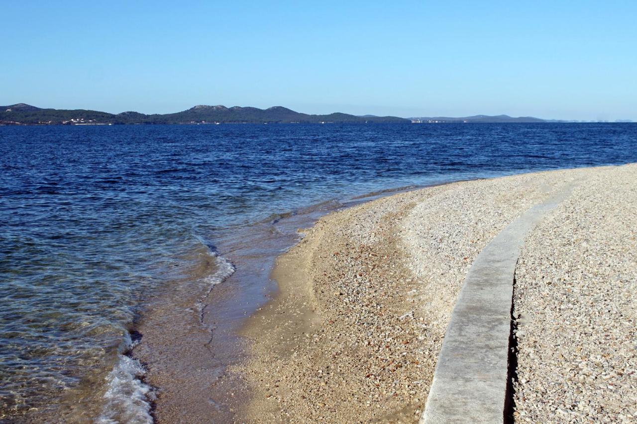 Family Friendly Apartments With A Swimming Pool Zadar - 18098 Eksteriør bilde