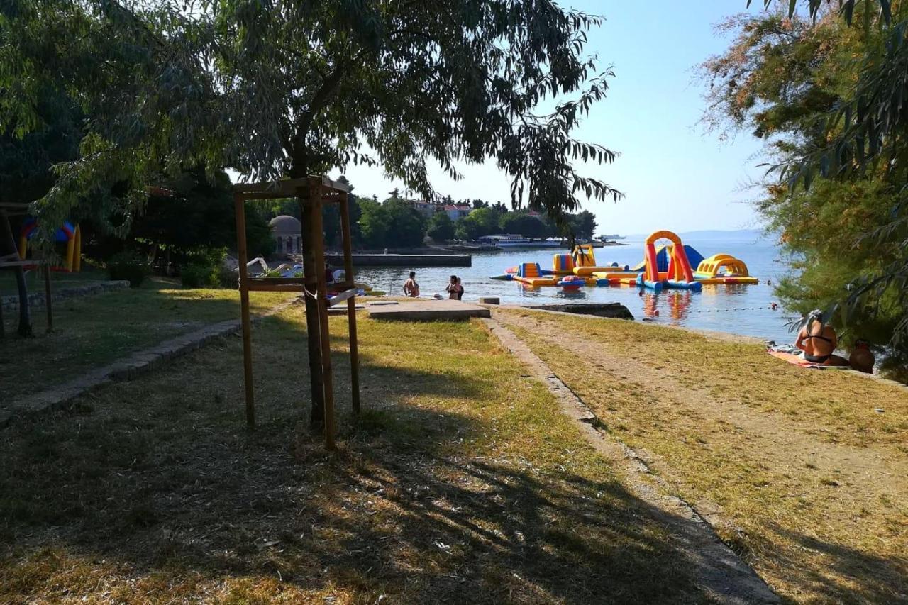 Family Friendly Apartments With A Swimming Pool Zadar - 18098 Eksteriør bilde