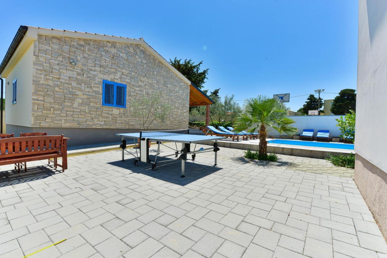 Family Friendly Apartments With A Swimming Pool Zadar - 18098 Eksteriør bilde